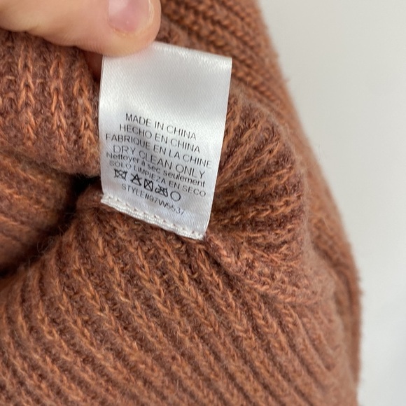 Greylin Medium Pink Mauve Rose Knit Pullover Wool Blend Sweater - Picture 3 of 9